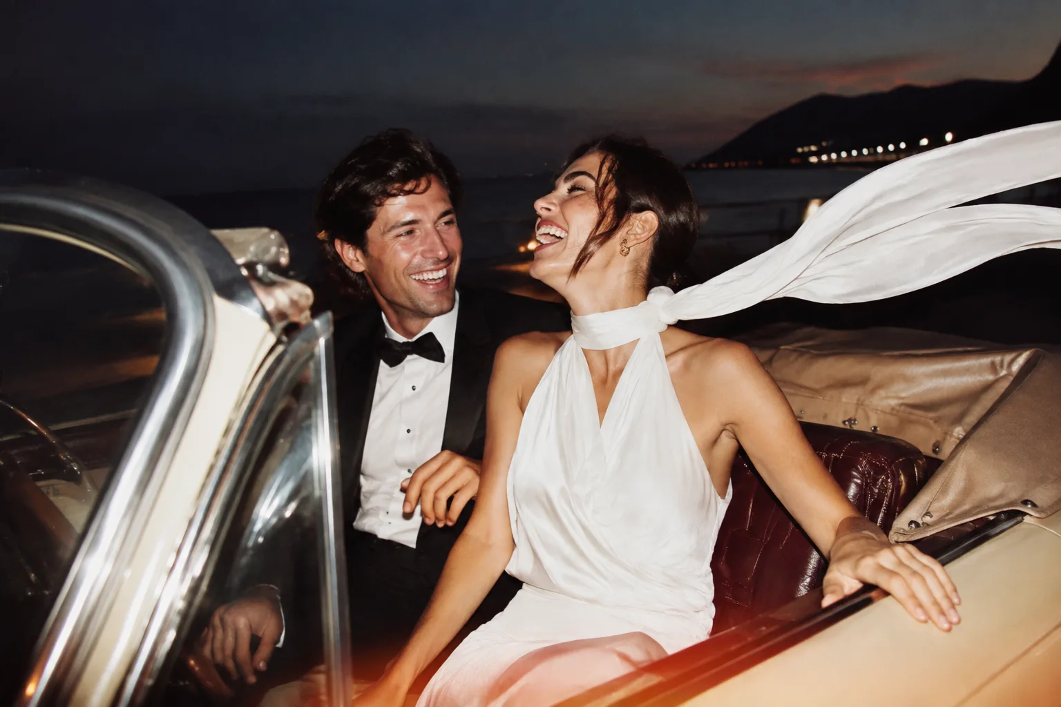 A candid guest photo from the sample album.